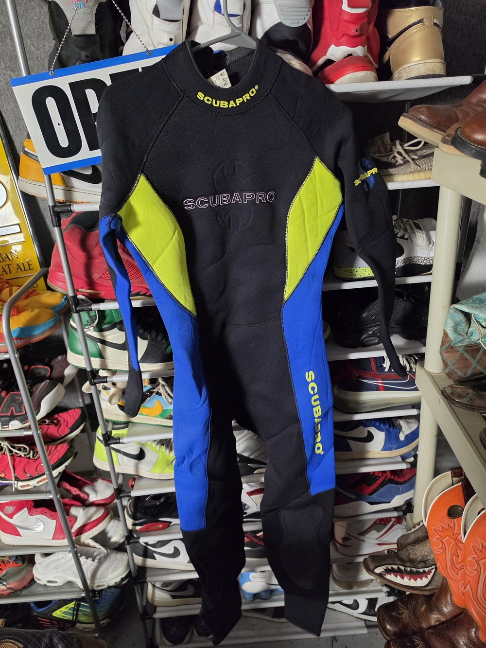 🔥 Scubapro Men's L Scuba Wet Suit Long Sleeve - Black, Blue & Lime
